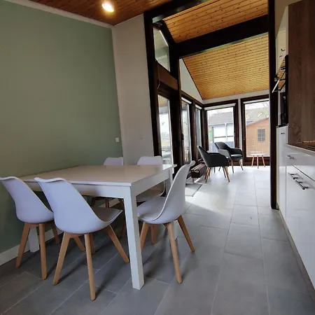 Haus F 21- Randlage Mit Wiesenweitblick Eingezaeu By Interhome *