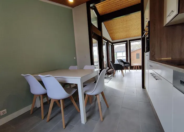 Haus F 21- Randlage Mit Wiesenweitblick Eingezaeu By Interhome *